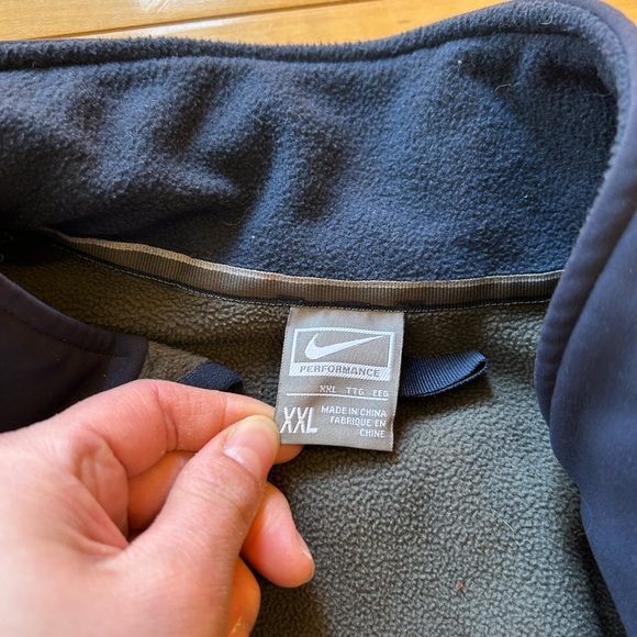 Nike Performance Navy Blue Full Zip up - Picture 9 of 10